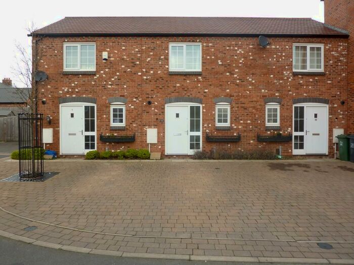 2 Bedroom Town House To Rent In Kevin Wood Close, Birstall, LE4