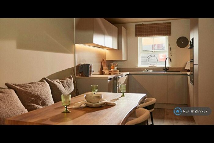 3 Bedroom Terraced House To Rent In Ivy Approach, Seacroft, Leeds, LS14