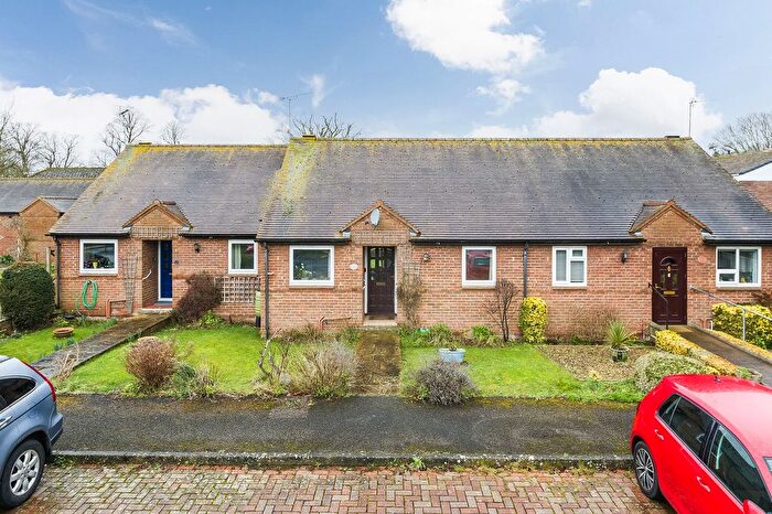 2 Bedroom Terraced House For Sale In Manor Court, Abingdon, OX14