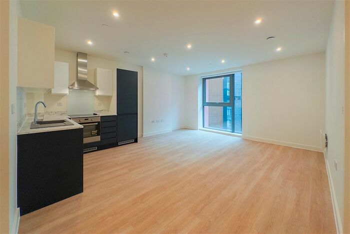 2 Bedroom Flat To Rent In New Kings Head Yard, Salford, M3