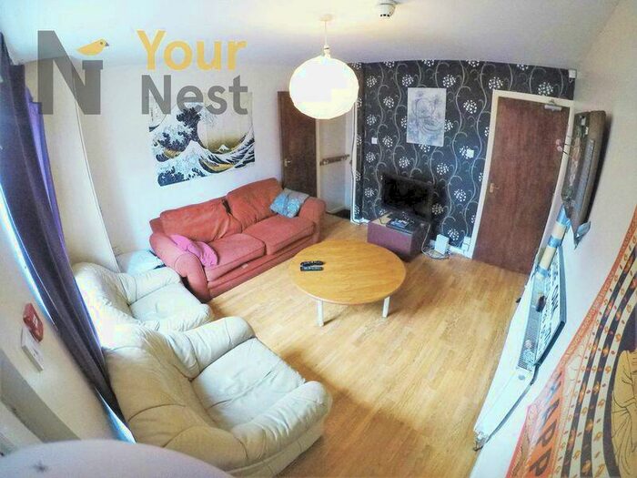 5 Bedroom Terraced House To Rent In Beamsley Mount, Hyde Park, LS6