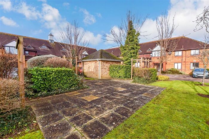 2 Bedroom Flat For Sale In Enterprise Road, Maidstone, Kent, ME15