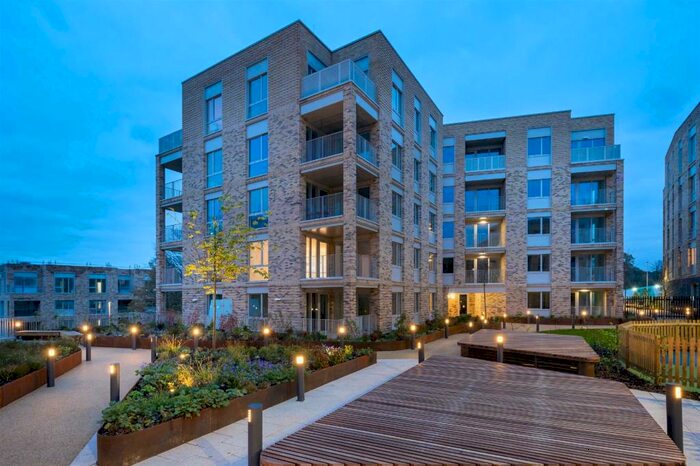 3 Bedroom Flat To Rent In Medawar Drive, Mill Hill, NW7