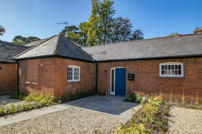 1 Bedroom Property To Rent In Ratcliffe Court, Cholsey OX10