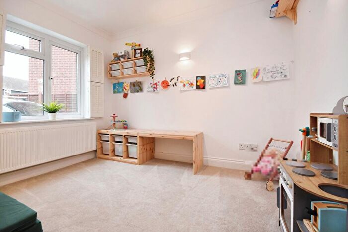 4 Bedroom Detached House For Sale In Bailey Dale, Colchester, CO3