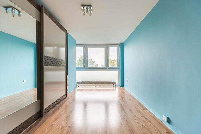 1 Bedroom Flat To Rent In Garton House, Crouch End, London, N6