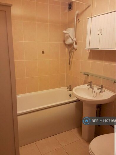 1 Bedroom Flat To Rent In Vignoles Road, Romford, RM7