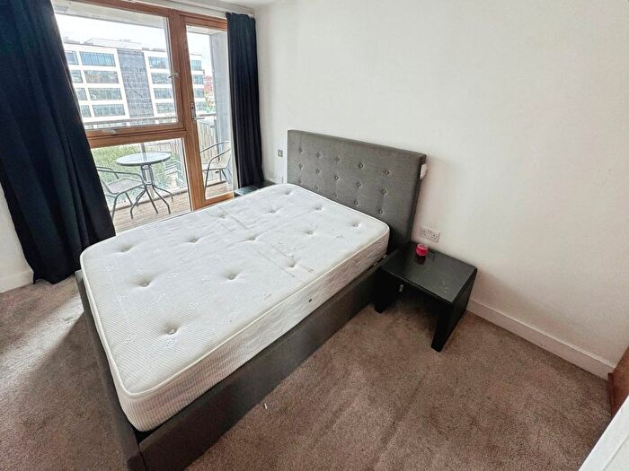 1 Bedroom Flat To Rent In Cartier House, The Boulevard, Leeds, West Yorkshire, LS10