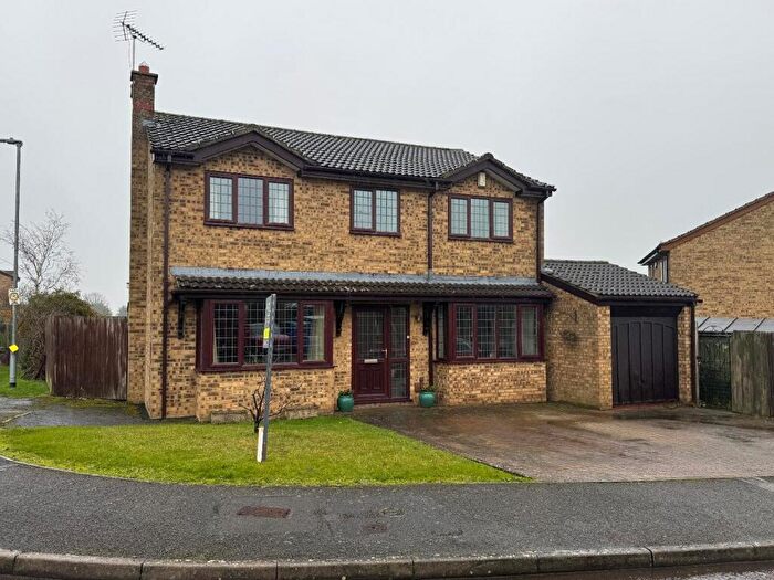 4 Bedroom Detached House For Sale In Manor Road, Rothwell, Kettering, NN14