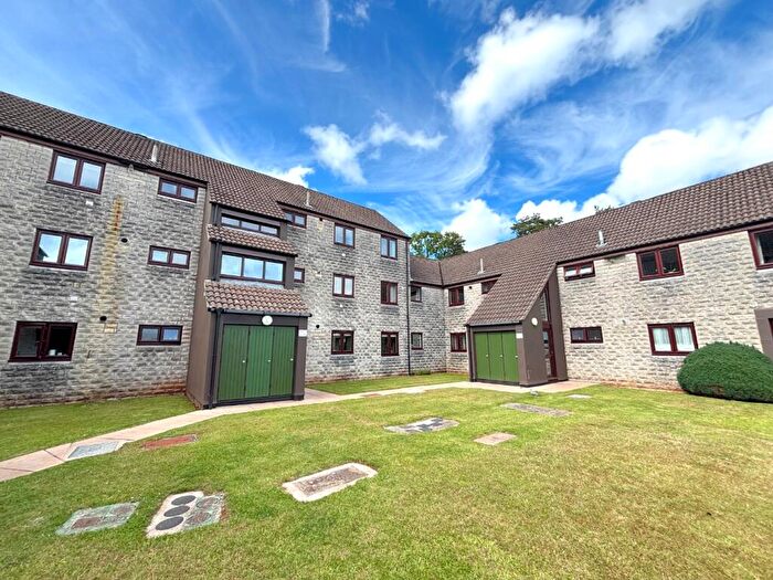 2 Bedroom Flat For Sale In Church Court, Midsomer Norton, BA3