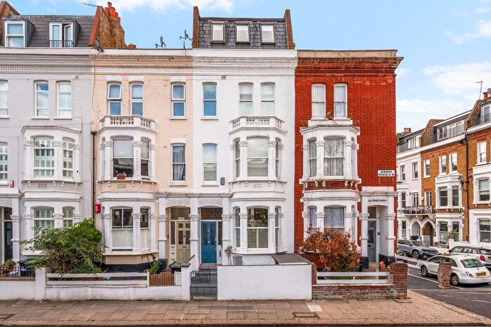 4 Bedroom Flat For Sale In Oxberry Avenue, SW6