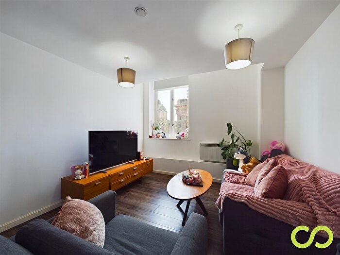 1 Bedroom Flat For Sale In Wellington Buildings, The Strand, Liverpool, L2