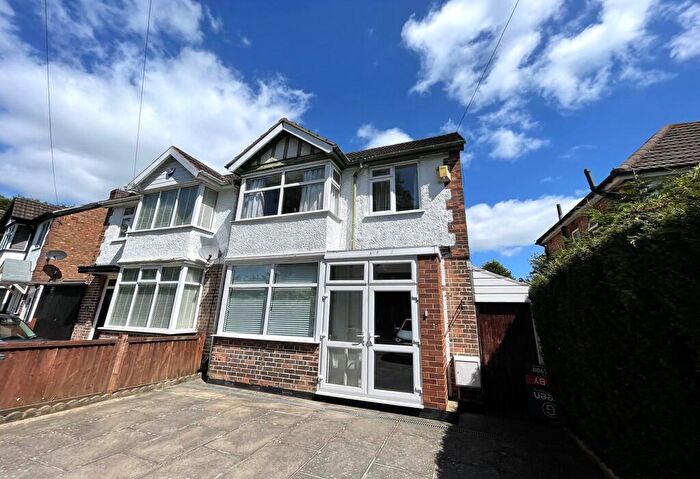 3 Bedroom Semi-Detached House To Rent In Douay Road, Erdington, Birmingham, West Midlands, B24