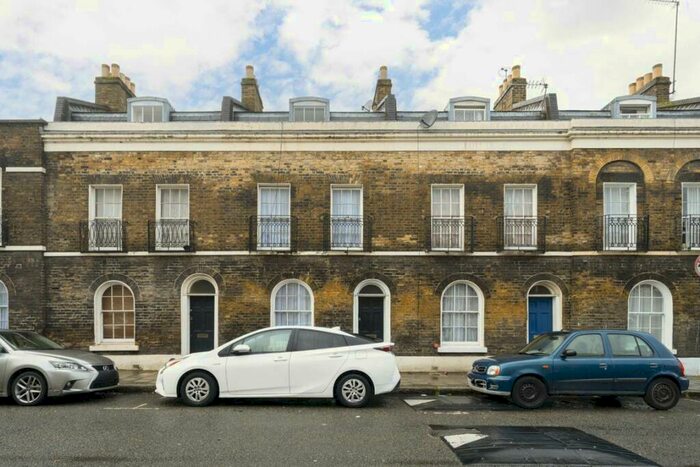 4 Bedroom House To Rent In Jubilee Street, Whitechapel, E1