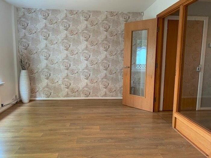 3 Bedroom Property To Rent In Evesham Close, Woolton, Liverpool, L25