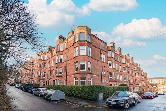 2 Bedroom Apartment For Sale In Bellwood Street, Shawlands, G41