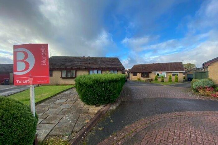 2 Bedroom Bungalow To Rent In Wickersley, Rotherham, S66