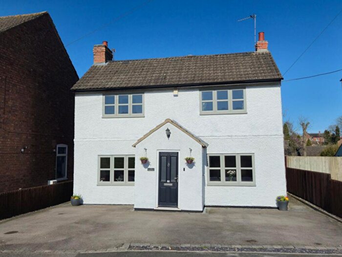 4 Bedroom Detached House For Sale In Richmond Road, Donington Le Heath, LE67