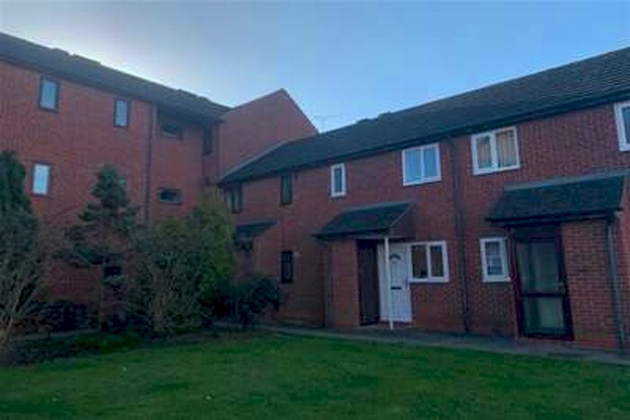 1 Bedroom Flat To Rent In Haines Place, Evesham, WR11