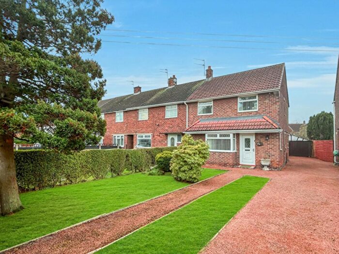 2 Bedroom Semi Detached House For Sale In Bracken Close, Long Eaton, Nottingham, Derbyshire, NG10