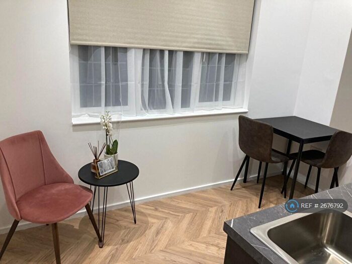 Studio To Rent In Edgware, Edgware, HA8