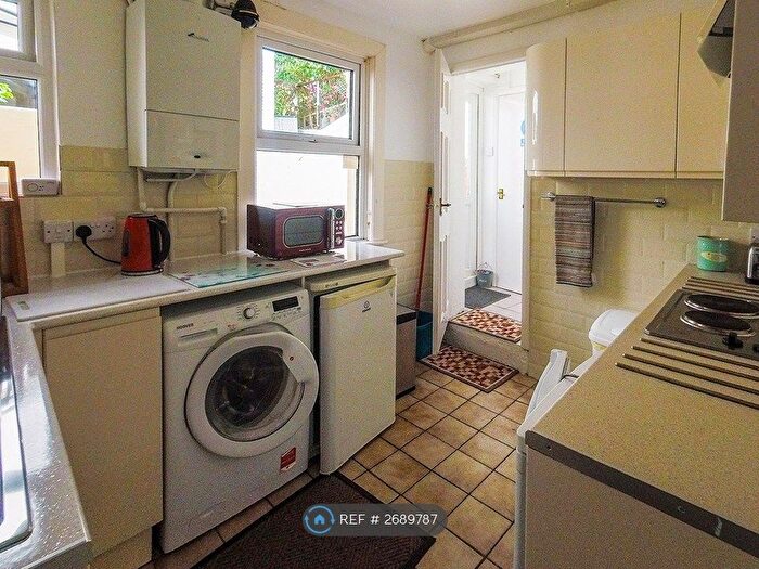 4 Bedroom Terraced House To Rent In Riley Road, Brighton, BN2