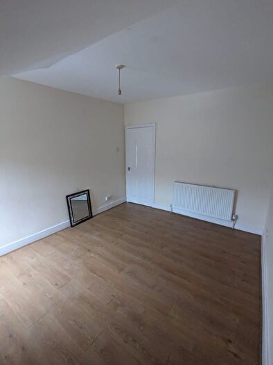 2 Bedroom Flat To Rent In King Street, Wallasey, CH44