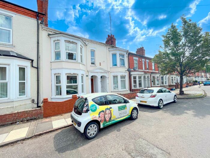 3 Bedroom Terraced House To Rent In St James Park Road, St James, Northampton, NN5