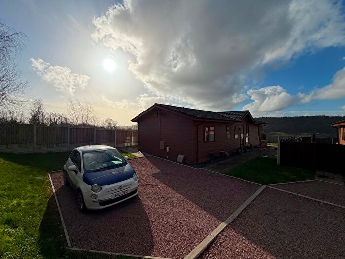 2 Bedroom Park Home For Sale In Valley View Park, Newnham Road, Blakeney, GL15