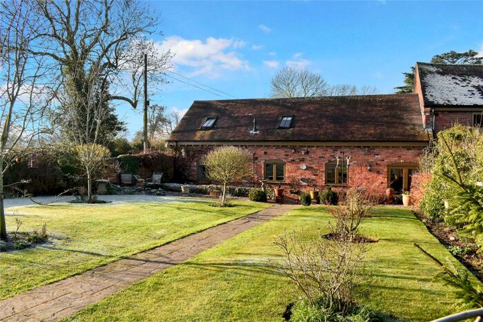 2 Bedroom Barn Conversion For Sale In Tanwood Court Barns, Tanwood Lane, Chaddesley Corbett, Kidderminster, DY10