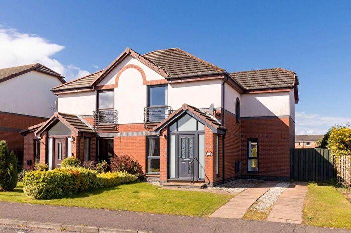 3 Bedroom Semi-Detached House For Sale In Stoneyflatts Park, South Queensferry, EH30
