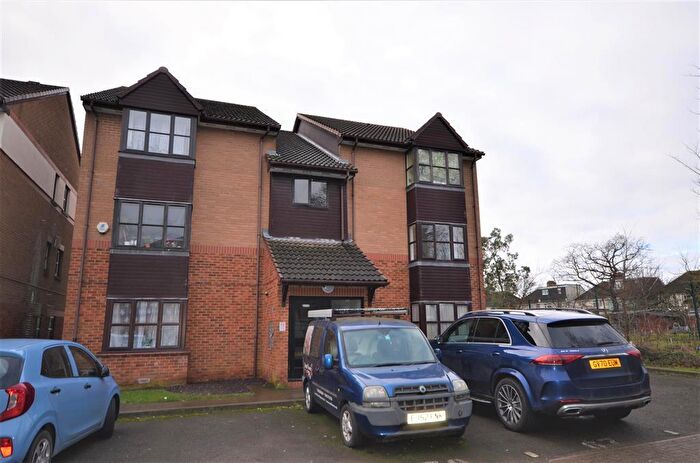 Studio To Rent In Conifer Way, Wembley, Middlesex, HA0