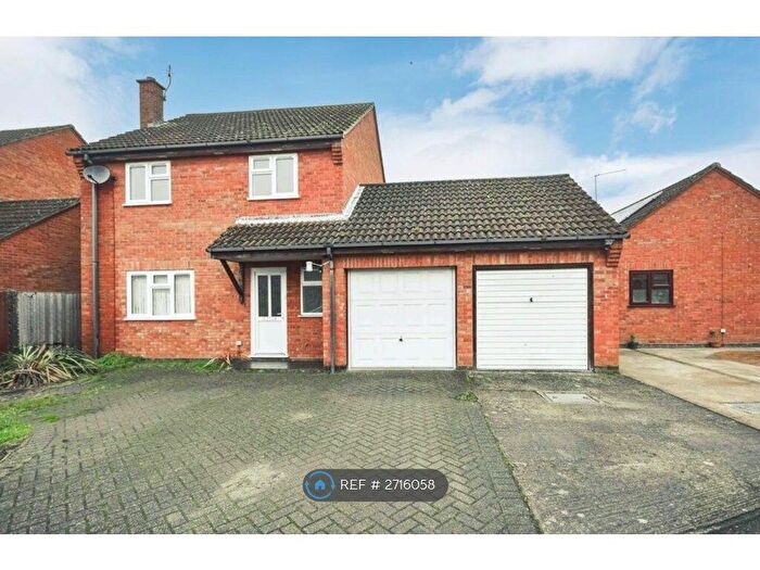 3 Bedroom Detached House To Rent In Mere Close, Thetford, IP25