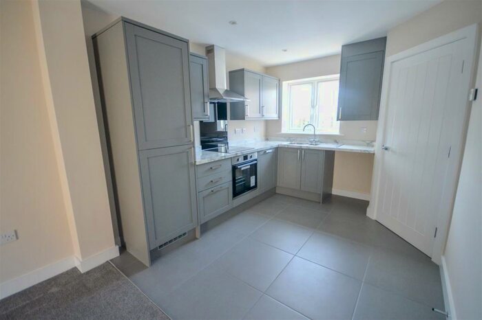 3 Bedroom Terraced House To Rent In Pine Road, Barlborough, Chesterfield, S43