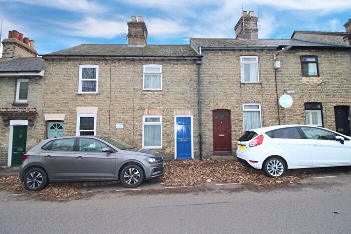 2 Bedroom Terraced House To Rent In Queens Road, Royston, SG8