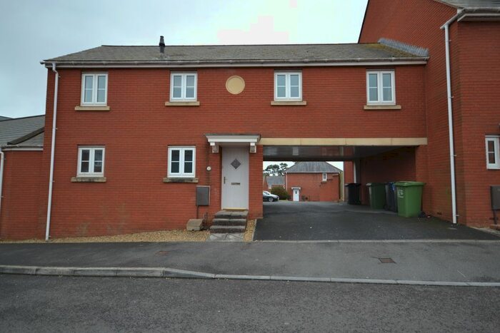 2 Bedroom Flat To Rent In Crown Way, Exeter, EX2
