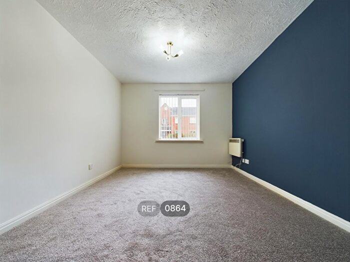 2 Bedroom Flat To Rent In Galleon Court, Hull, HU9
