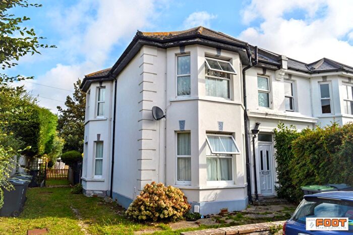 1 Bedroom Flat To Rent In St Marys Road, Hayling Island., PO11