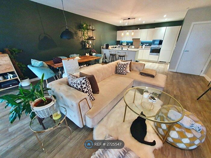 2 Bedroom Flat To Rent In Lyall House, London, E13