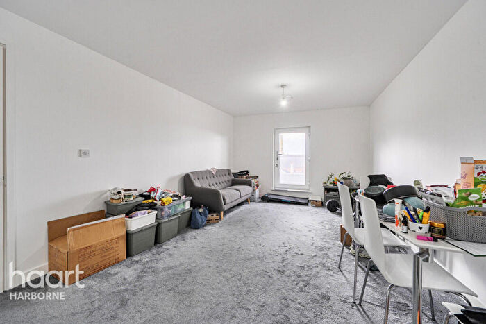 2 Bedroom Apartment For Sale In Victoria Street, West Bromwich, B70