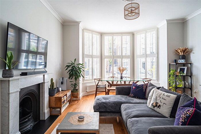 2 Bedroom Flat For Sale In Montrell Road, London, SW2