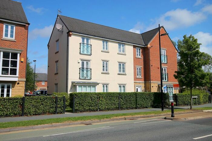 2 Bedroom Flat To Rent In Glendale Walk, Chapelford Village, Warrington, WA5