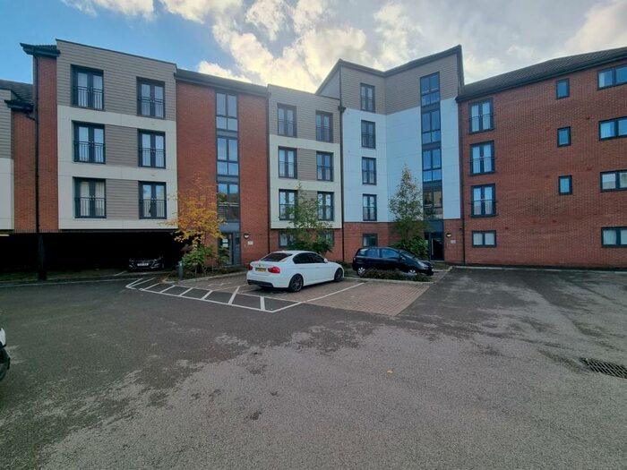 1 Bedroom Apartment To Rent In Railway View, Kettering, NN16