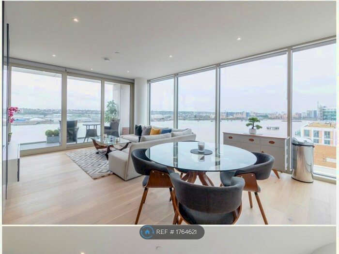 2 Bedroom Flat To Rent In Liner House, London, E16