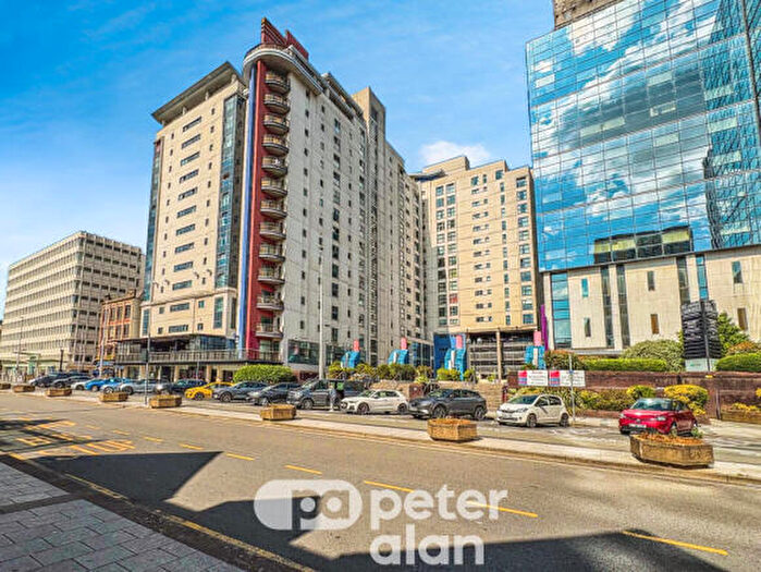 2 Bedroom Flat To Rent In Churchill Way, Cardiff, CF10