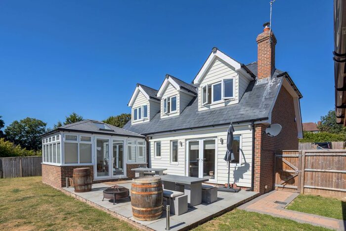 3 Bedroom Detached House To Rent In Hartley Road, Cranbrook, TN17