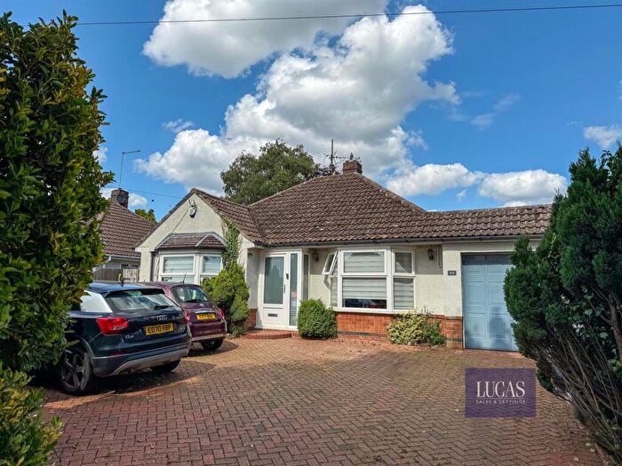 3 Bedroom Bungalow For Sale In Gipsy Lane, Kettering, NN16