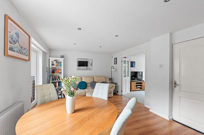 3 Bedroom House For Sale In Greville Avenue, Selsdon, CR2