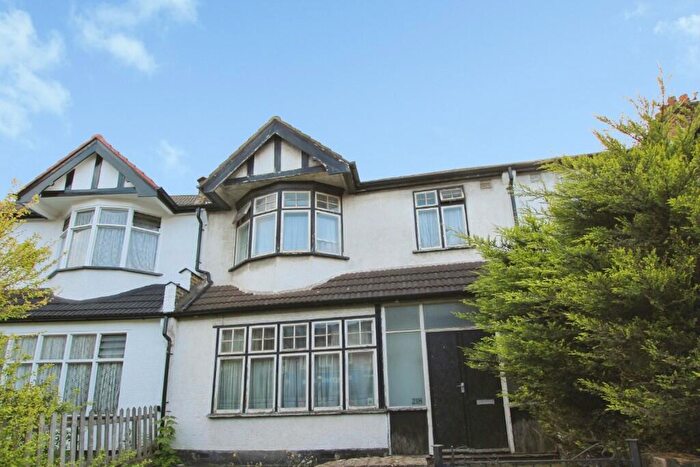 3 Bedroom Terraced House For Sale In Lower Addiscombe Road, Croydon, London, CR0
