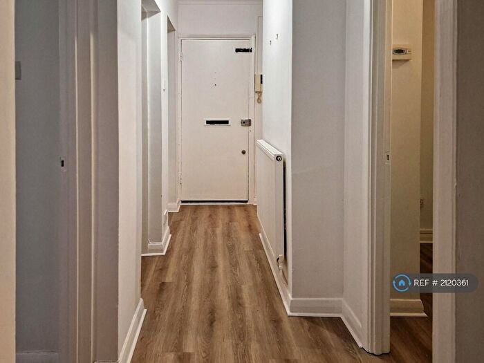 2 Bedroom Flat To Rent In Belmont Road, Erith, DA8